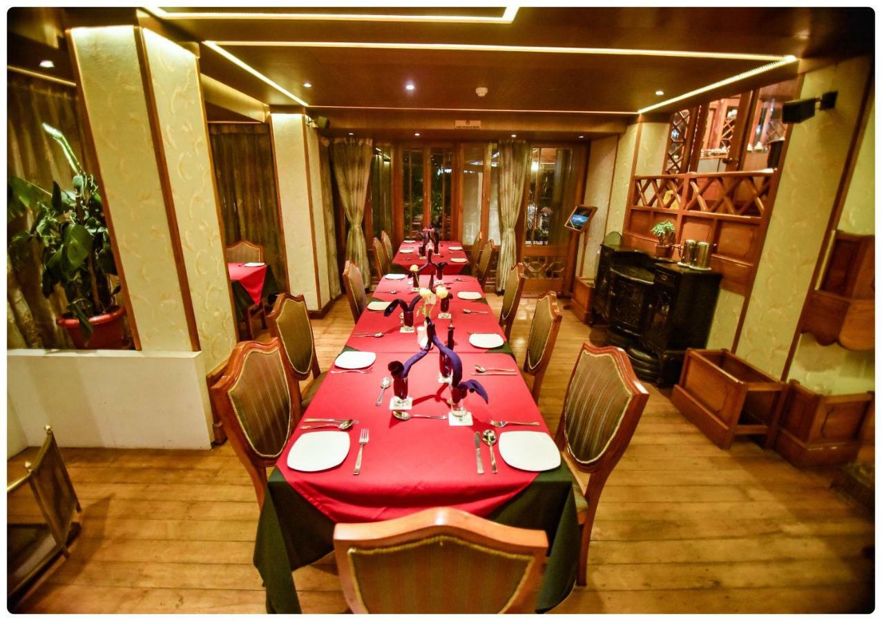 Cedar Inn Darjeeling  Exterior foto